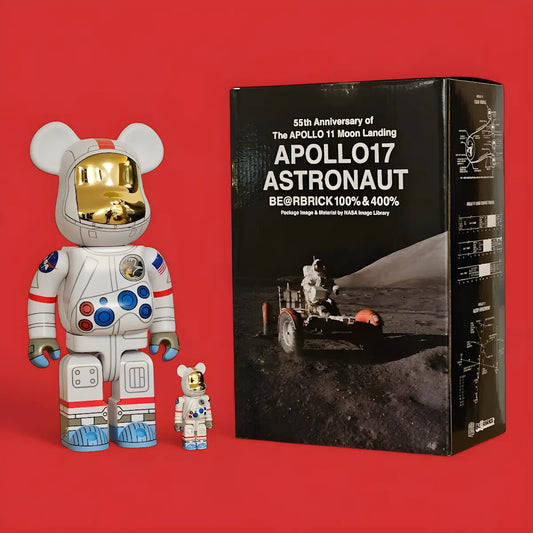 Bearbrick Apollo 17 Astronaut mit Verpackung