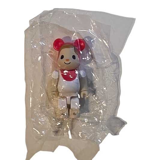 Bearbrick Series 13 Cute "Little Red Riding Hood" 100% in Folie
