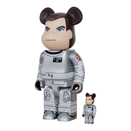 Bearbrick James Bond Moonraker 100%+400% schräg