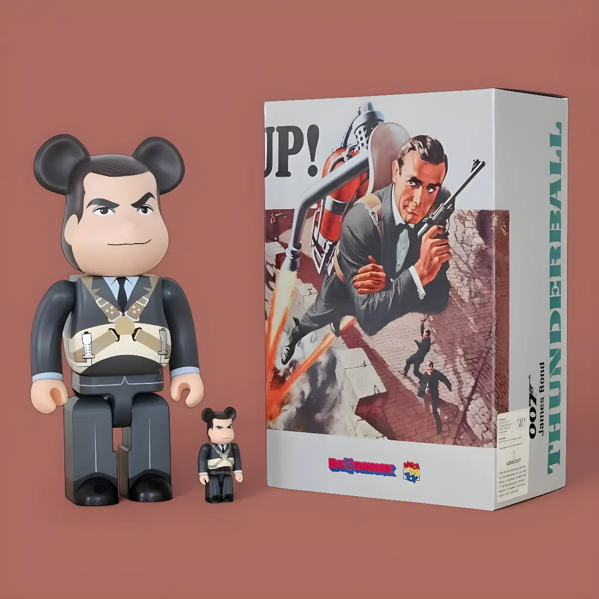 Bearbrick James Bond Thunderball 100%+400% mit Verpackung