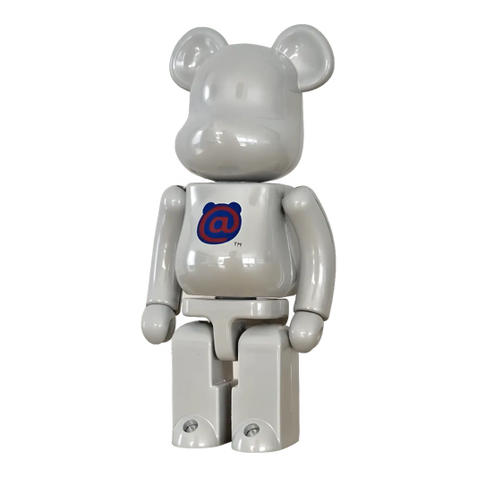 Bearbrick 20th Anniversary 1st Model White Chrome Version 200% schräg