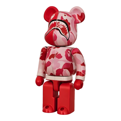 Bearbrick A BATHING APE ABC Camo Shark Pink 200% schräg