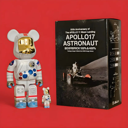 Bearbrick Apollo 17 Astronaut mit Verpackung