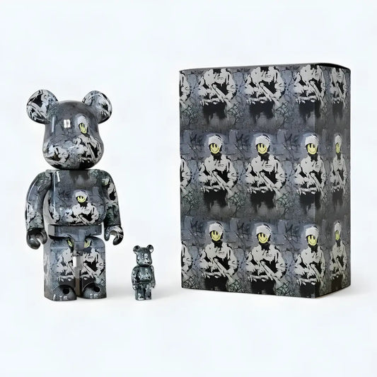 Bearbrick Brandalism 'Riot Cop' 100%+400% mit Verpackung