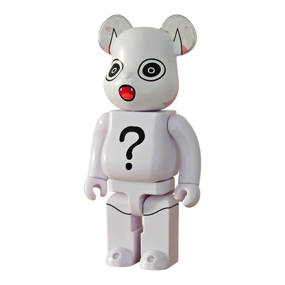 Bearbrick Doushite-chan [PinocchioP] 400% schräg