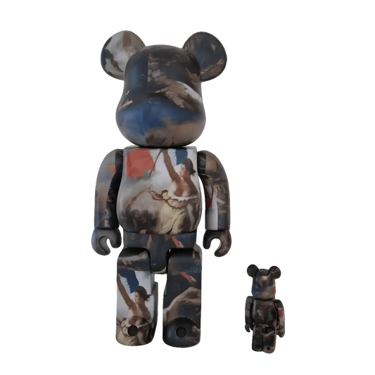 Bearbrick Eugène Delacroix Liberty Leading The People 100%+400% schräg