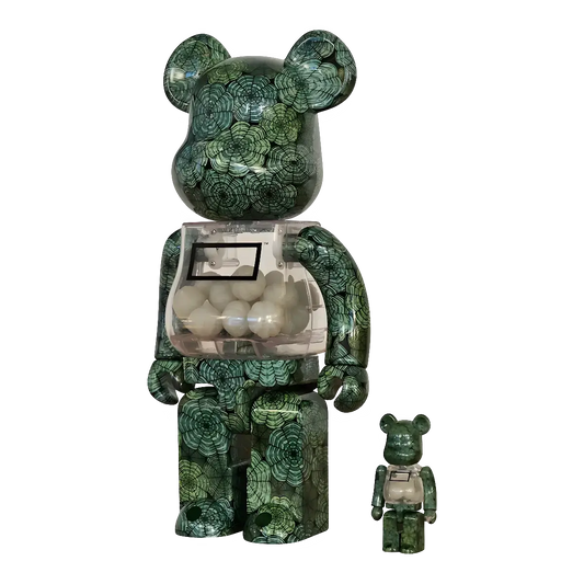 Bearbrick Euphorbia obesa schräg