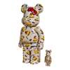 Bearbrick Hello Kitty Exhibition Model schräg