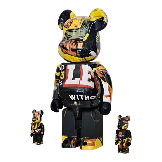 Bearbrick Levi's Banner 100%+400% schräg