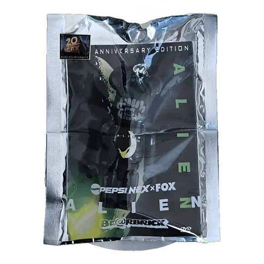 Bearbrick PEPSI.NEX × FOX - Alien 70% in der Verpackung