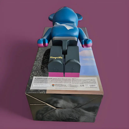 Bearbrick René Magritte 'L'Oiseau de Ciel 1966 La Belle Societé 1965' Echtheitsmerkmale