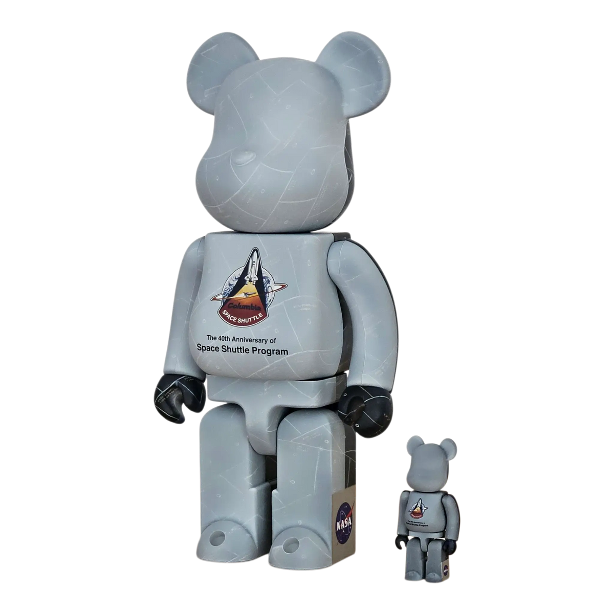 Bearbrick The 40th Anniversary of the Space Shuttle Program 100%+400% schräg