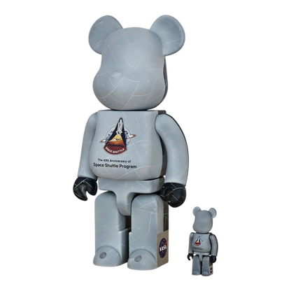 Bearbrick The 40th Anniversary of the Space Shuttle Program 100%+400% schräg