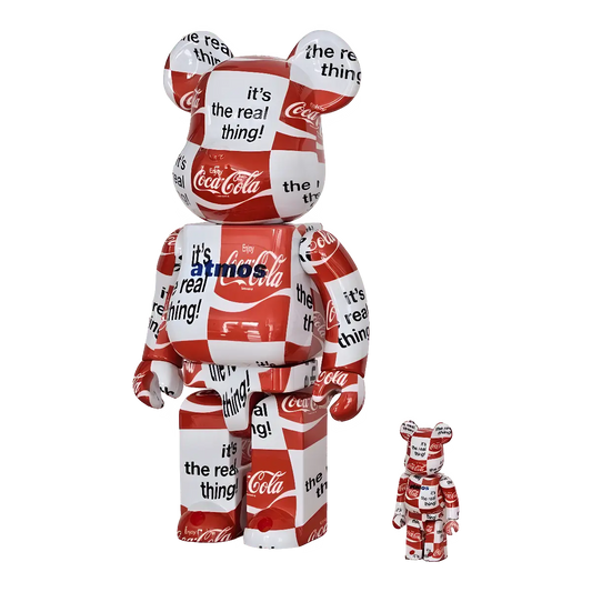 Bearbrick atmos × Coca-Cola Checkerboard 100%+400% schräg