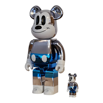 Bearbrick fragmentdesign Mickey Mouse Blue Version 100%+400% schräg
