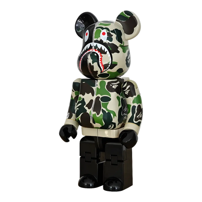 Bearbrick × Transformers Optimus Prime BAPE Camo Shark 400% schräg