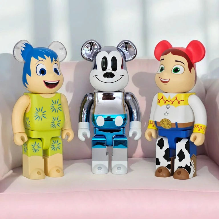 Disney-Bearbricks der Größe 400%