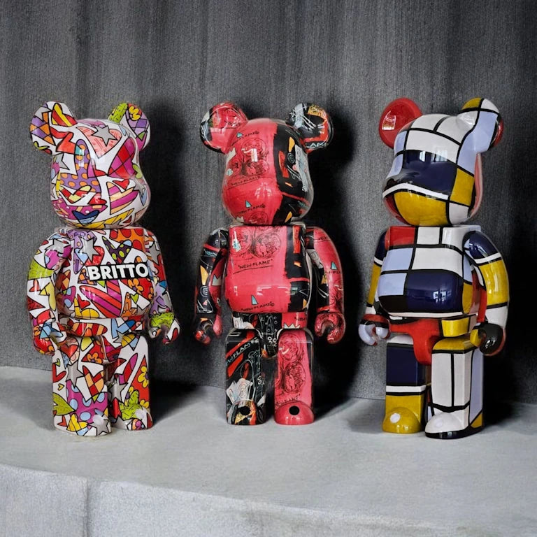 400% Bearbricks mit Motiven moderner Künstler