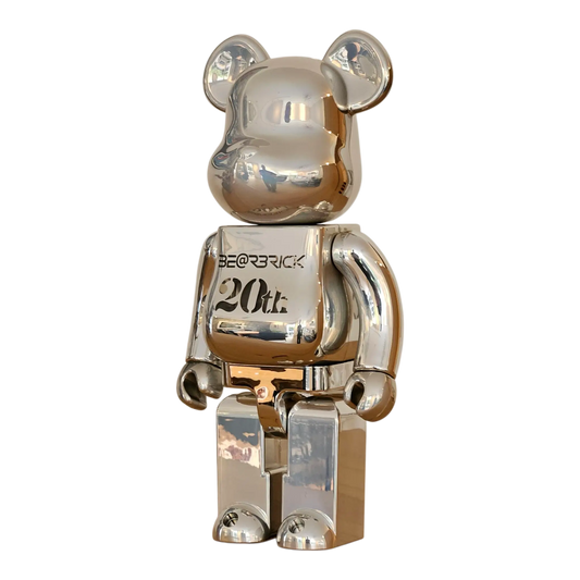 Bearbrick 20th Anniversary Deep Chrome Version 400% schräg