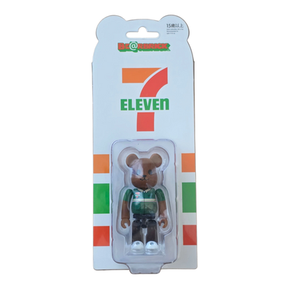 Bearbrick 7-ELEVEN Uniform Green Version 100% Verpackung Vorderseite