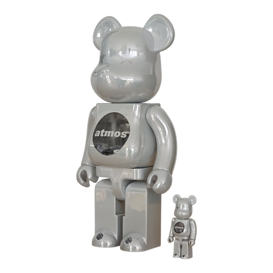 Bearbrick atmos White Chrome Version 100%+400% schräg