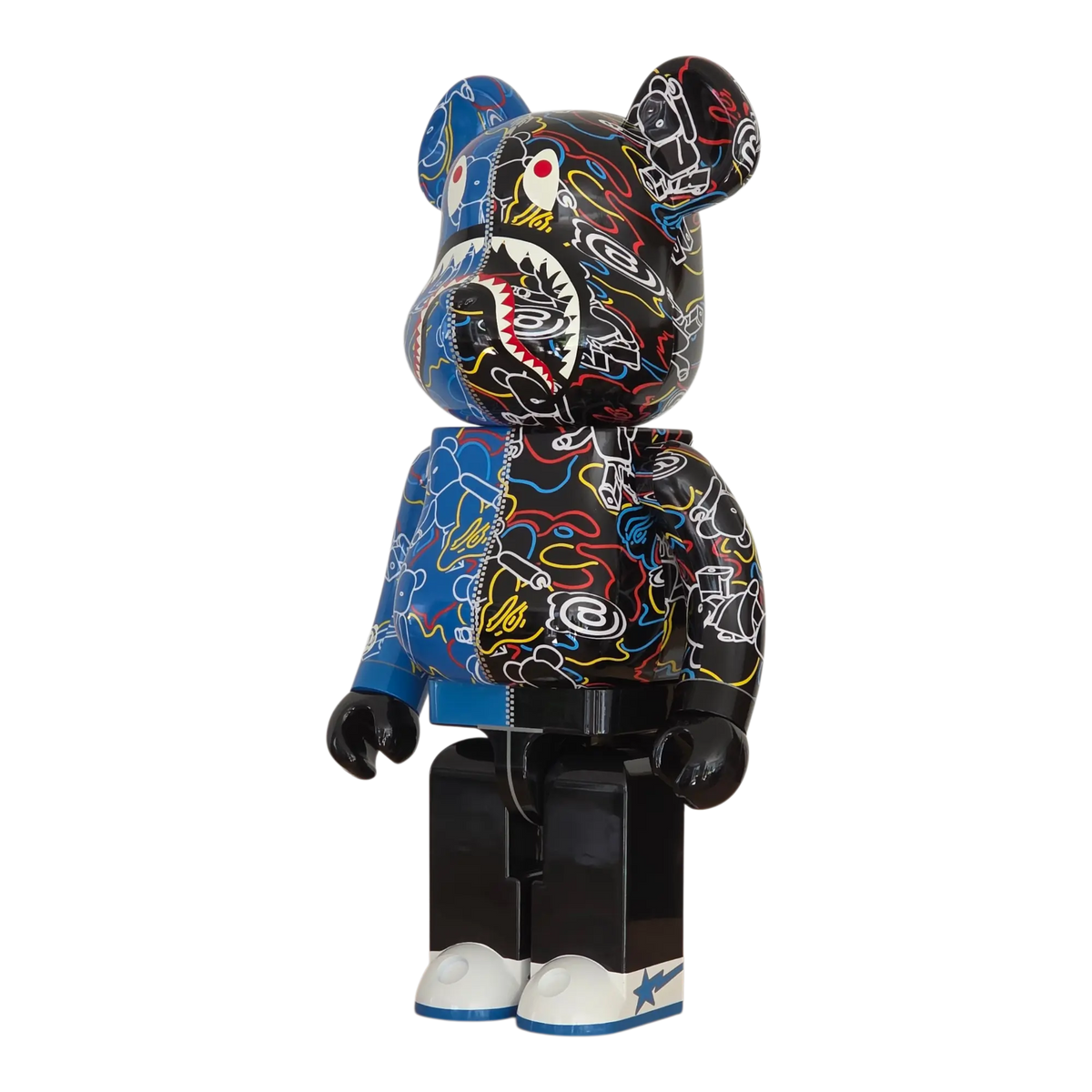 Bearbrick BAPE LINE Camo Shark 1000% schräg