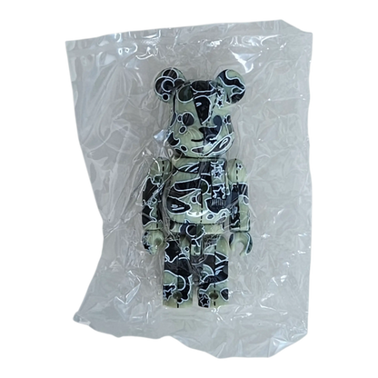 Bearbrick BAPE Play Camo Series 2 Green Type-1 100% in Folie