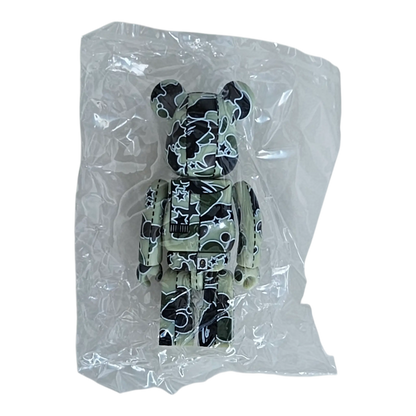 Bearbrick BAPE Play Camo Series 2 Green Type-1 100% Rückseite