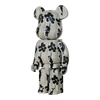 Bearbrick Brandalism "Flying Balloons Girl" 1000% schräg