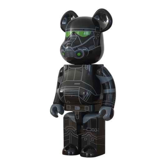 Bearbrick Death Trooper [Star Wars] 400% schräg