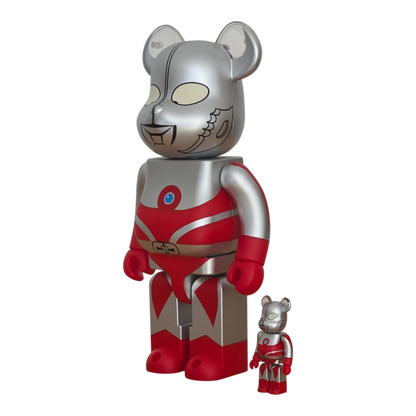 Bearbrick Father of Ultra [Ultraman] 100%+400% schräg