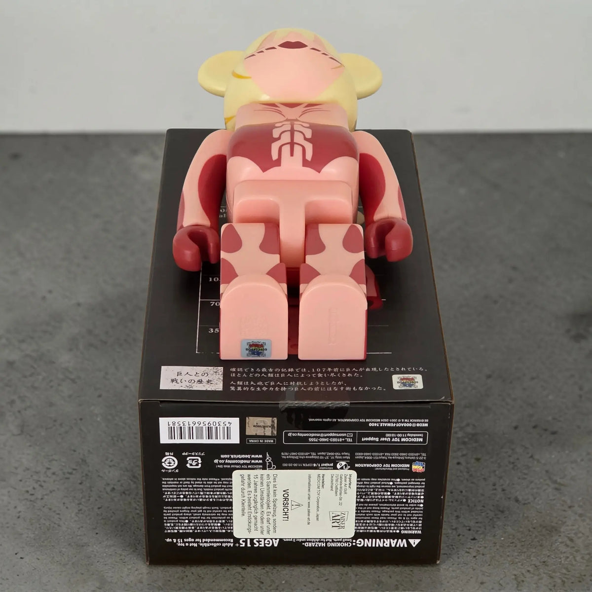Bearbrick Female Titan [Attack on Titan] 400% Echtheitsmerkmale