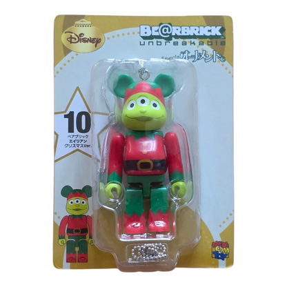 Bearbrick Happy Kuji 'Disney Special Ornament' (2011) - 10 Alien Christmas Gnome Version 100% in der Verpackung