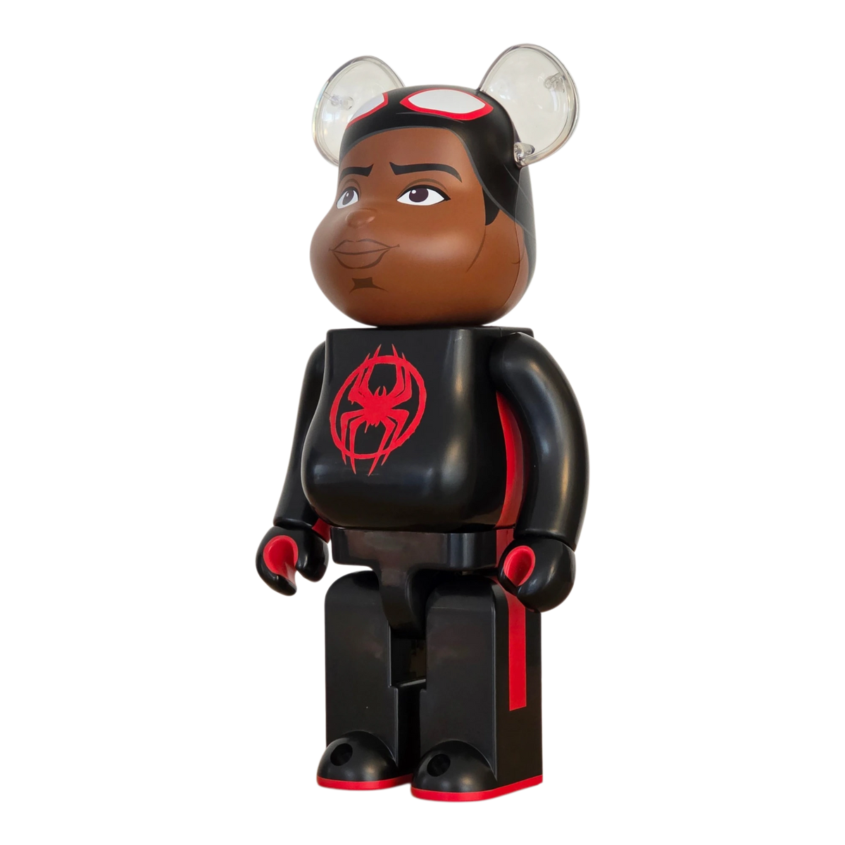 Bearbrick Happy Kuji "Spider-Man: Spider-Verse" SP: Spider-Man [Type-A] 400% schräg