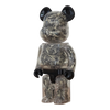 Bearbrick Kosuke Kawamura × NEXUS VII. × S01 400% schräg