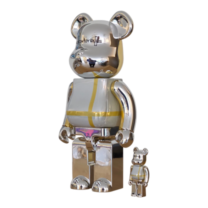 Bearbrick Medicom Toy Plus Silver Chrome Version 100%+400% schräg