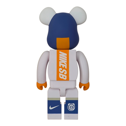 Bearbrick NIKE SB White 100%+400% Rückseite