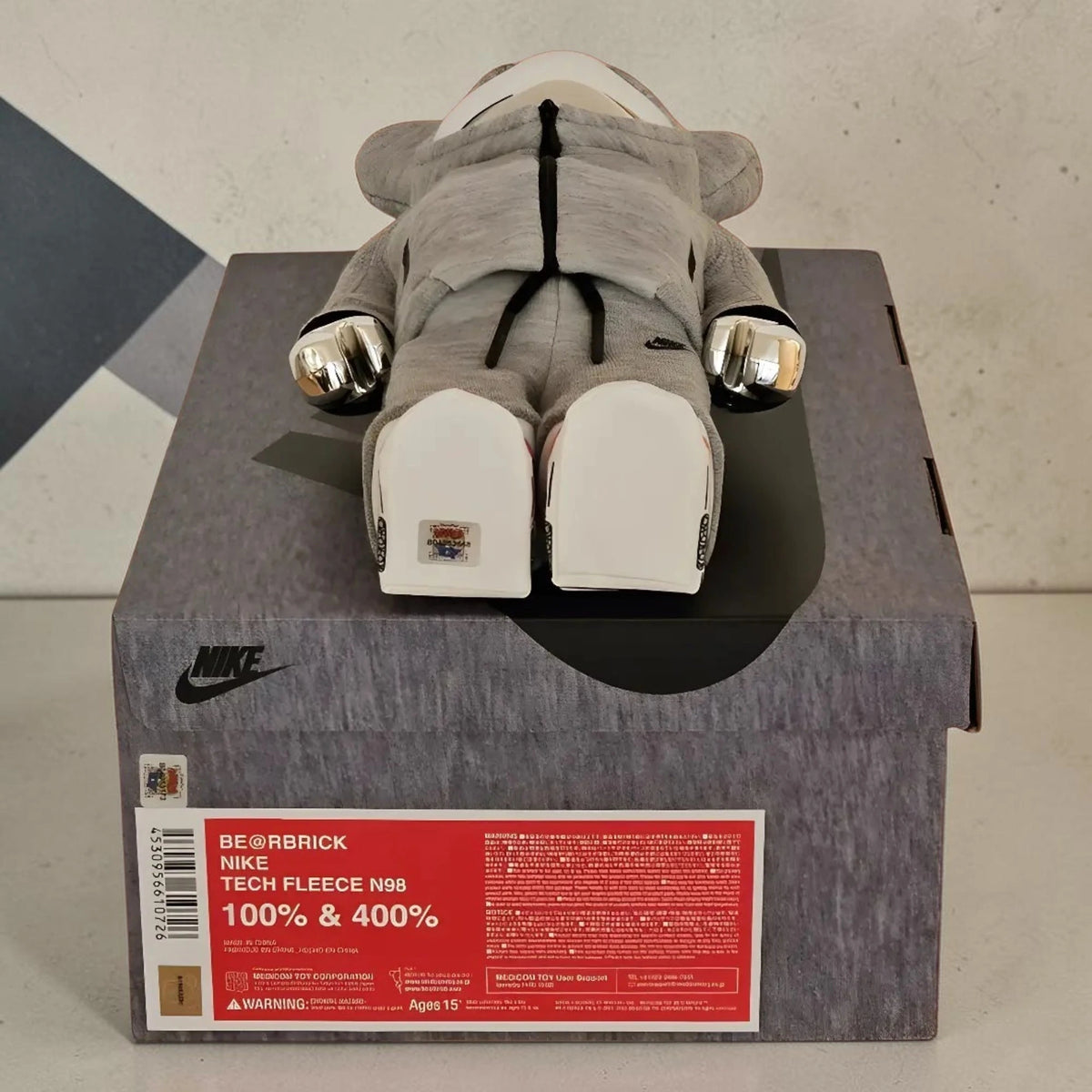 Bearbrick NIKE Tech Fleece N98 100%+400% Echtheitsmerkmale