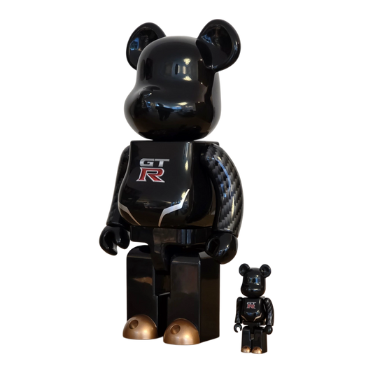Bearbrick Nissan GT-R 100%+400% schräg