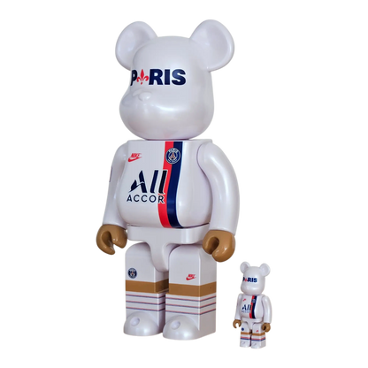 Bearbrick Paris Saint-Germain 100%+400% schräg