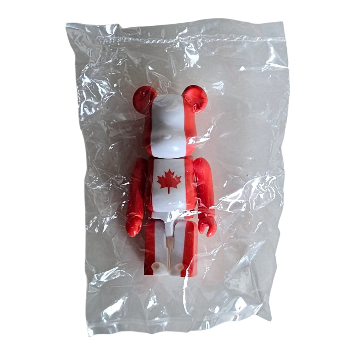 Bearbrick Series 10 Flag "Canada" in Folie