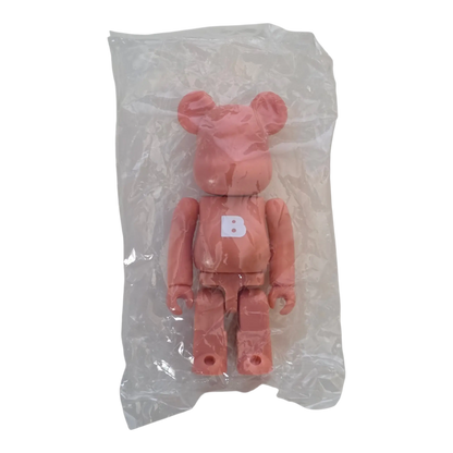 Bearbrick Series 19 Basic Letter 100% in Folie