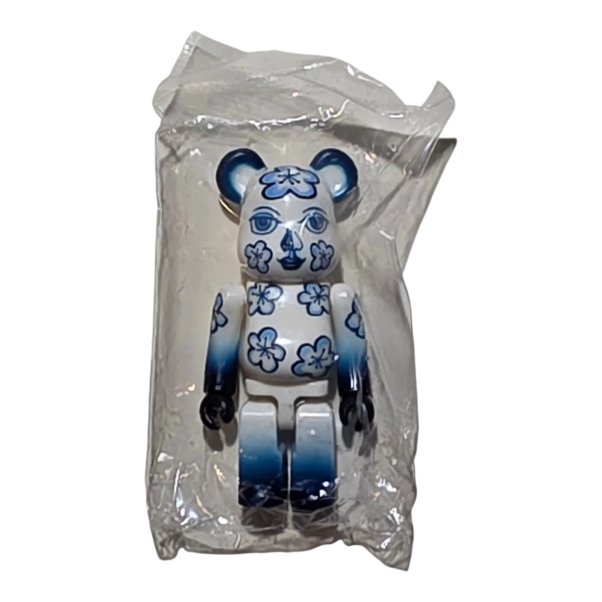 Bearbrick Series 36 Artist "Masumi Hara" 100% in Folie