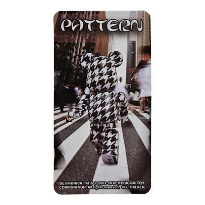 Bearbrick Series 36 Pattern "Houndstooth" 100% Begleitkarte