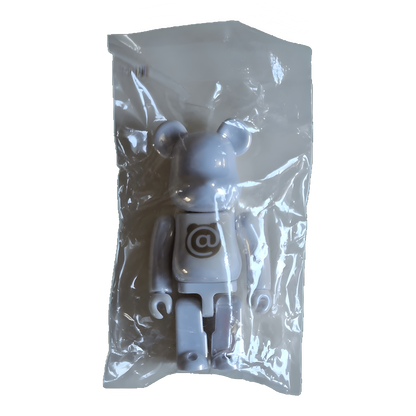 Bearbrick Series 42 Basic Letter 100% in Folie