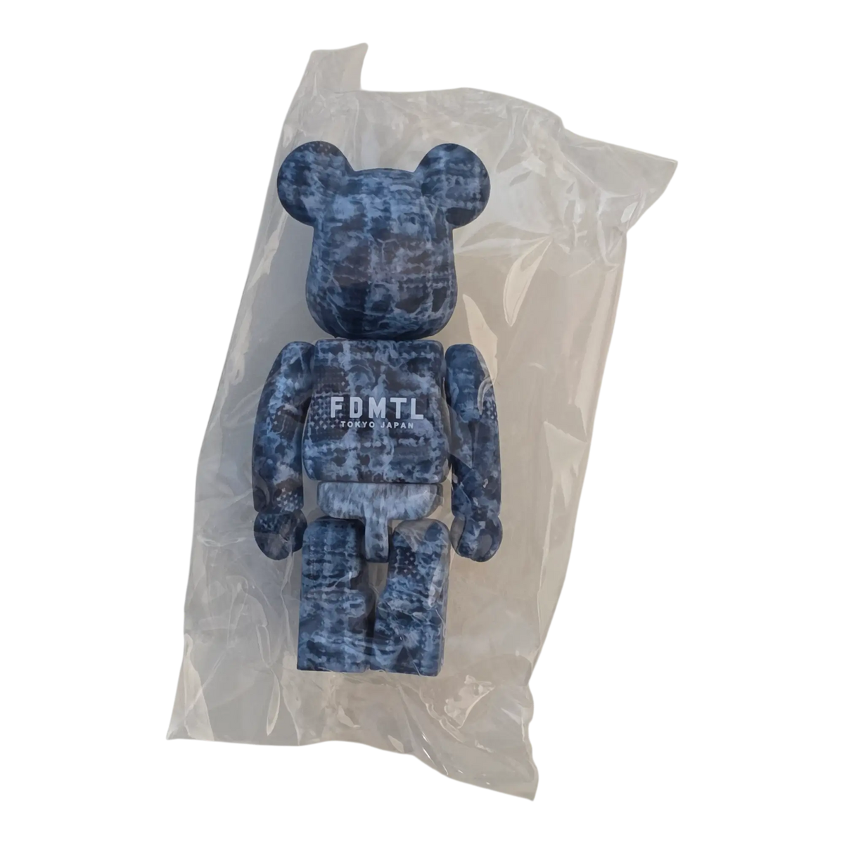 Bearbrick Series 44 "FDMTL Tokyo Japan" 100% SECRET Verpackungsrückseite