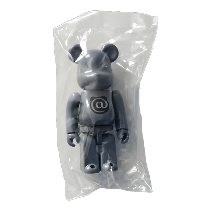 Bearbrick Series 46 Basic Letter 100% in Folie