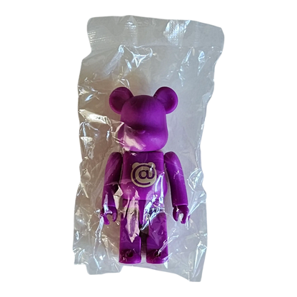 Bearbrick Series 50 Basic Letter 100% in Folie