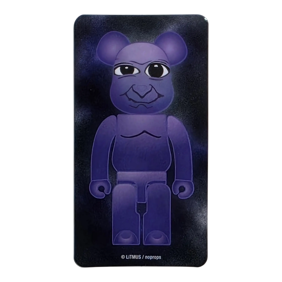 Bearbrick Series 51 "Ao Oni - The Horror of Blueberry Onsen" 100% SECRET Begleitkarte