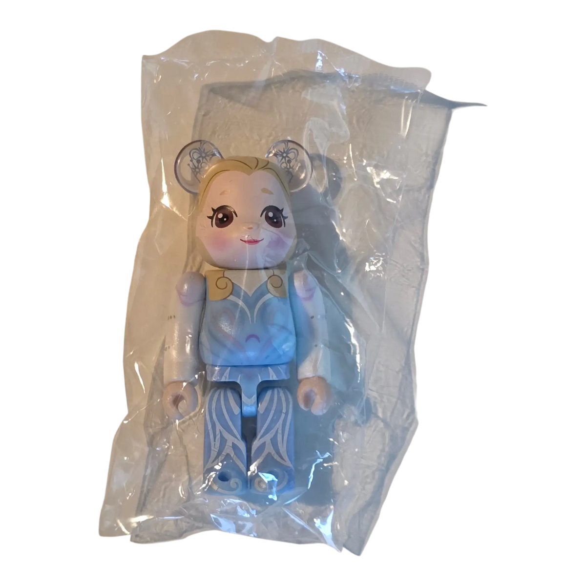 Bearbrick Series 51 Cute "Glinda" [Wicked: For Good] 100% in Folie